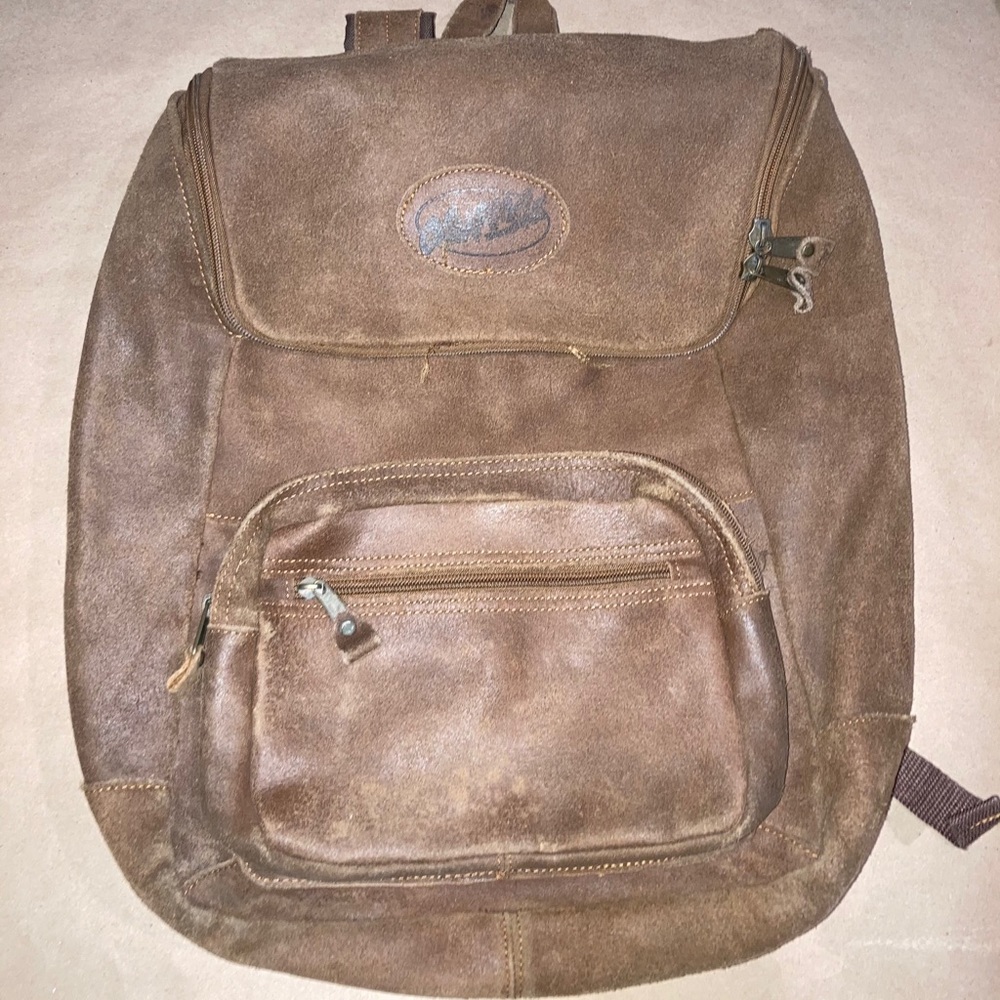 Clearance 🛍 Large brown men’s backpack.